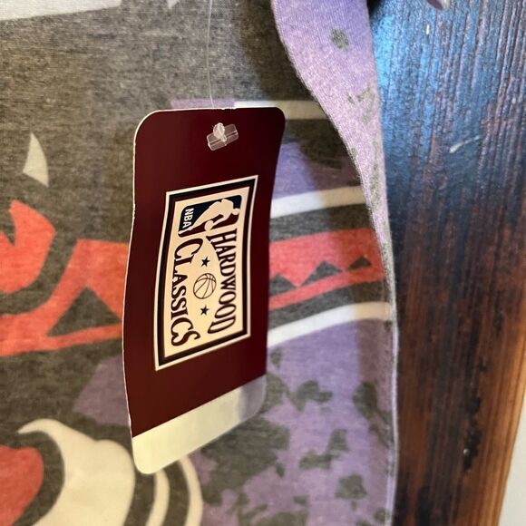 NWT Men’s Toronto Raptors Mitchell & Ness Hardwood Classics NBA T-shirt. Men’s L - Picture 7 of 12